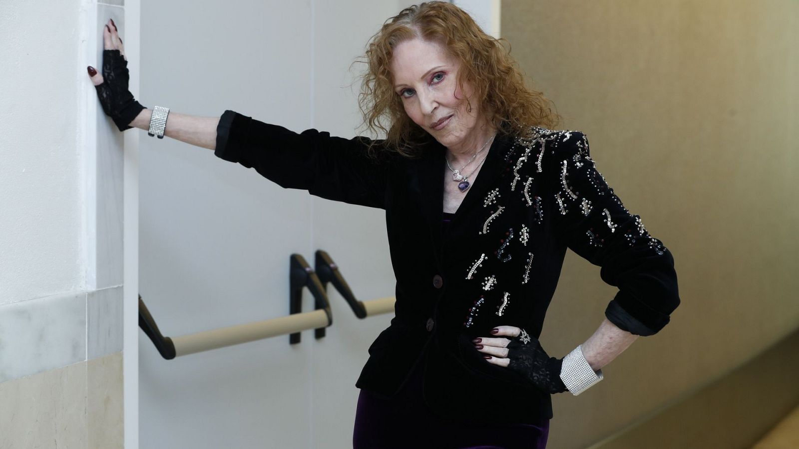 Susana Estrada no quiere saber nada de Rauw Alejandro - No sé de qué me hablas | Ver