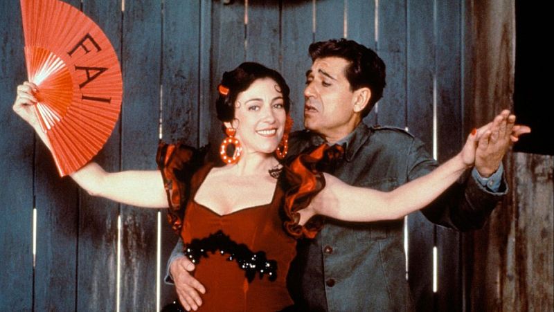 Carlos Saura batió todos récords con esta película protagonizada por Carmen Maura, disponible en RTVE Play