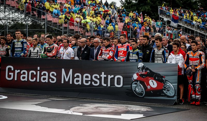 El 'paddock' del Mundial despide al 'maestro' Ángel Nieto en Brno