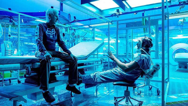 Álvaro Moya disfraza la ficción de realidad