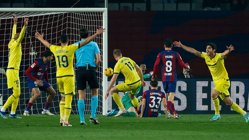El Villarreal mete la 'mano' en la llaga barcelonista (3-5)