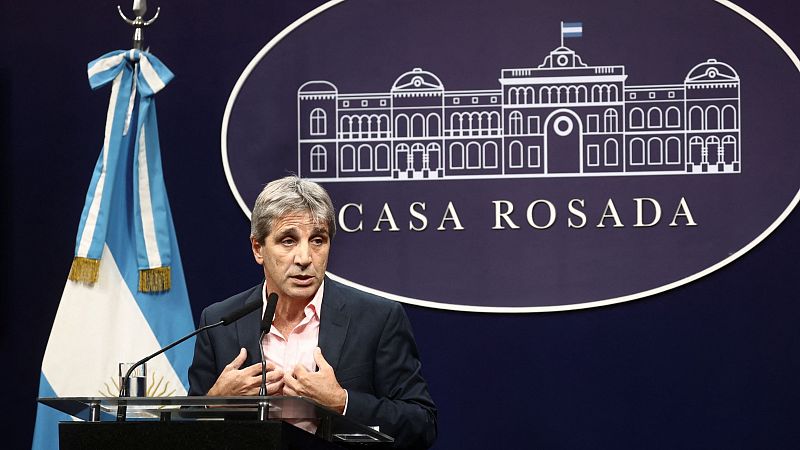 Milei sufre la primera 'crisis de Gobierno' y retira el capítulo fiscal de Ley ómnibus para agilizar su trámite