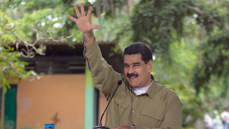 Maduro felicita a la Fuerza Armada por la "reacción inmediata" que ha tenido frente al ataque a la base militar