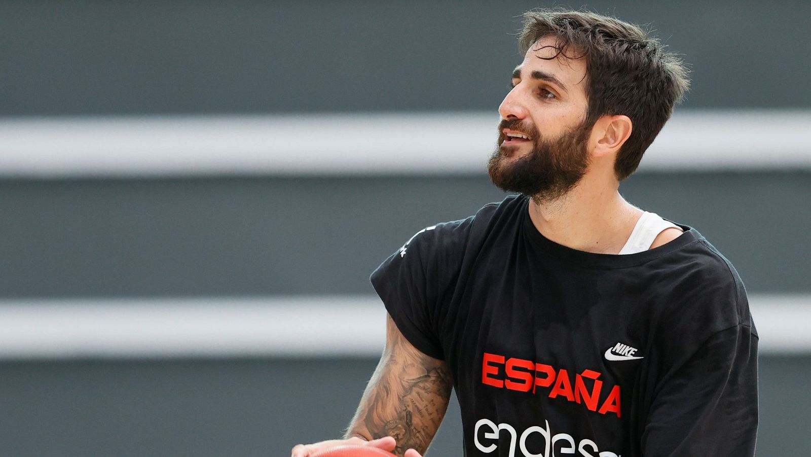 Ricky Rubio vuelve a entrenar con el Barça - Diario 24 | Ver