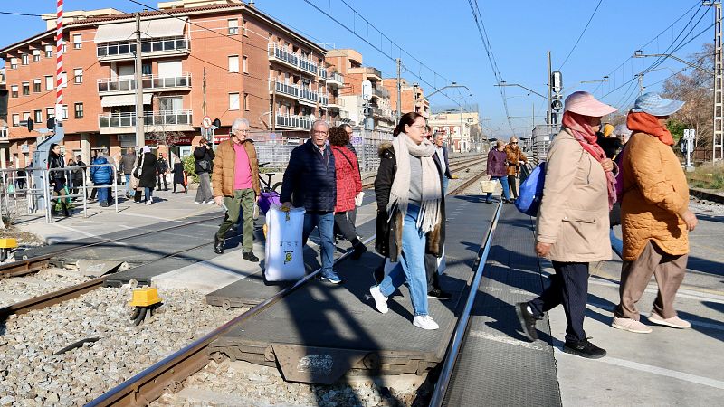 Arrenquen les obres per soterrar un tram de l'R2 a Montcada