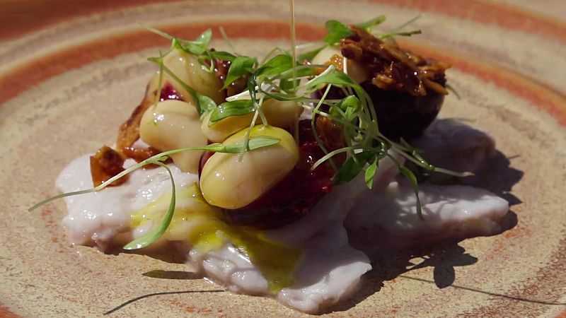 Receta de ensalada de rape, judiones y salteado de higos de la chef Aizpea Oihaneder. Una explosin de sabores!