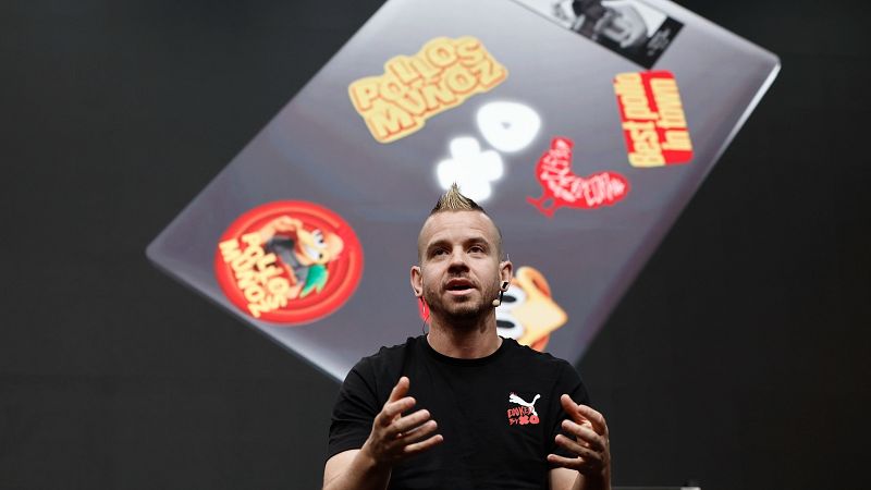 La locura por Dabiz Muñoz arrasa con su ponencia en Madrid Fusión: "La creatividad necesita ser valiente"