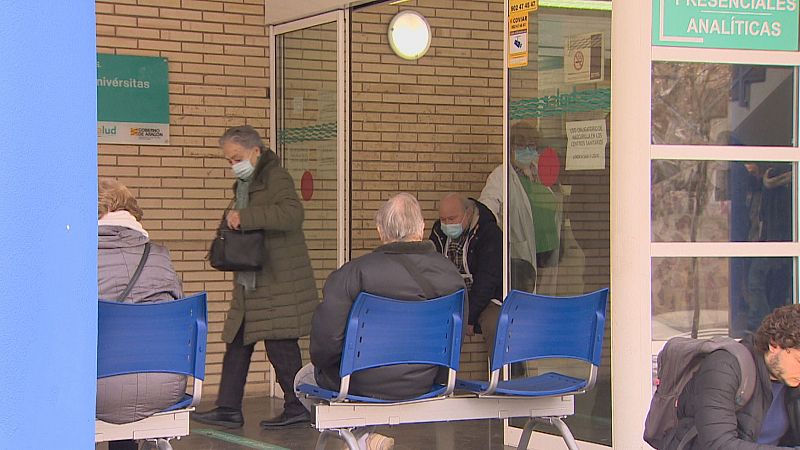 Las mascarillas dejan de ser obligatorias en Aragón por el descenso de la gripe