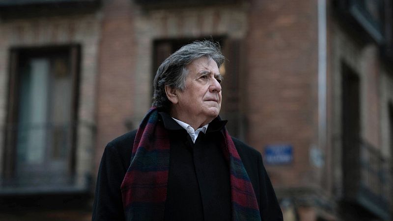 'La última función' de Luis Landero: "Una biblioteca y un pueblo, con eso bastaba para ser escritor"