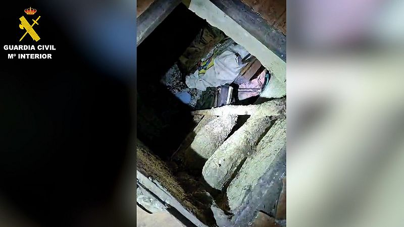 La Guardia Civil detiene a un hombre por violar y retener a su pareja con bridas en un zulo en Madrid