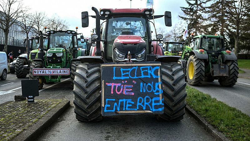 Los grandes sindicatos de agricultores franceses ponen fin al bloqueo ante las medidas del Gobierno