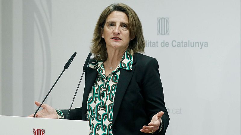 Ribera afirma que el transporte de agua en barcos a Barcelona "no es sostenible" ni la "solución ideal"