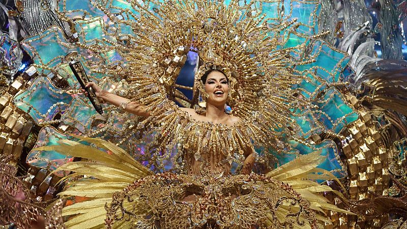 Santa Cruz de Tenerife elige a Corina Mrazek como Reina del Carnaval 2024