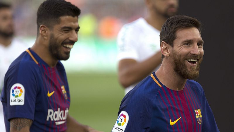 Messi y Suárez lideran a Argentina y Uruguay en las eliminatorias mundialistas