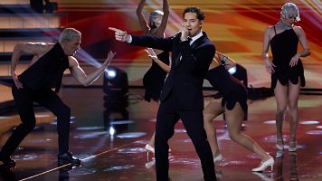 David Bisbal durante la actuacin en los Goya