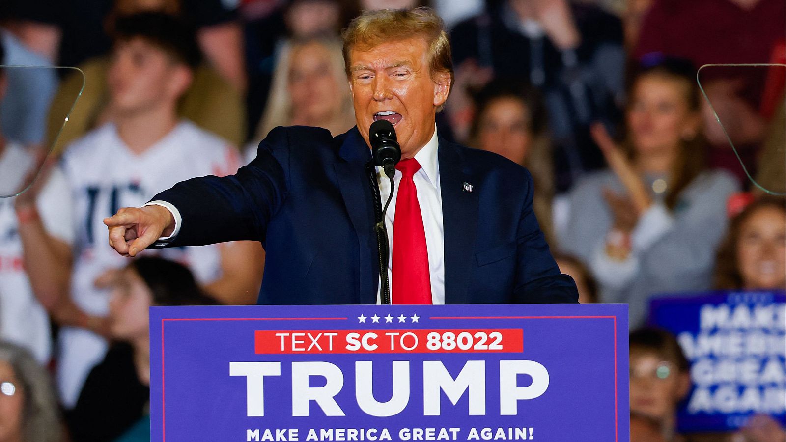 Polémica entre Donald Trump y la OTAN | Ver