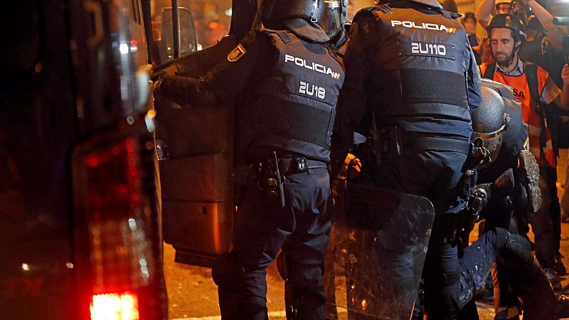 García-Castellón critica al fiscal por “tratar de impedir” que investigue la conexión entre 'Tsunami' y los policías heridos