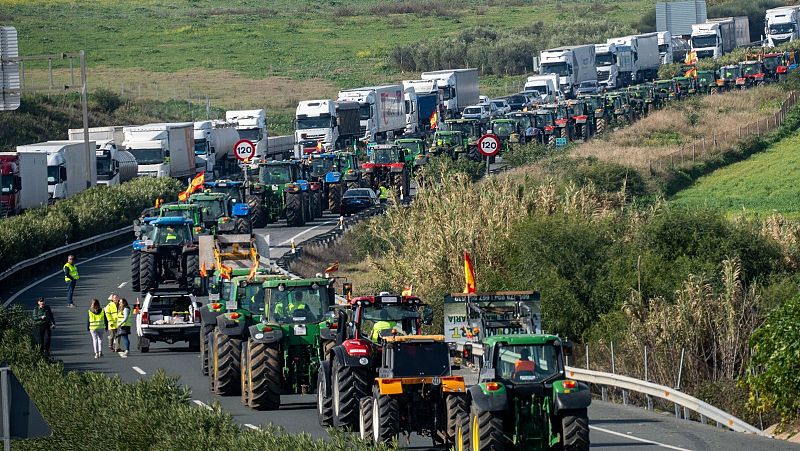 La Vuelta a Andalucía comenzará este viernes y constará de tres etapas por las protestas de los agricultores