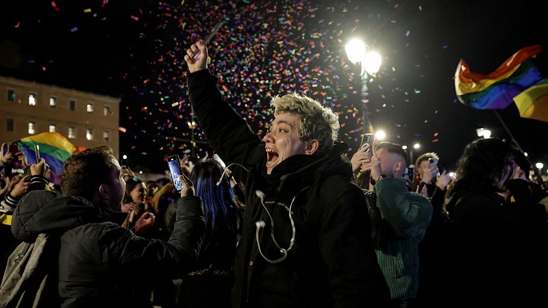 Grecia legaliza el matrimonio entre personas del mismo sexo en un cambio histórico