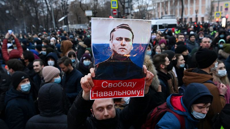 Encarcelados, exiliados o muertos: la suerte de la oposición en Rusia