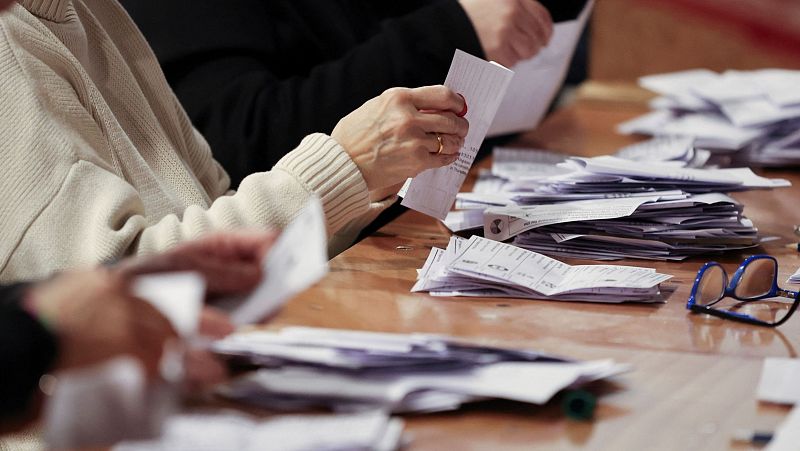 Los conservadores de Sunak pierden dos escaños en las elecciones parciales celebradas en Reino Unido