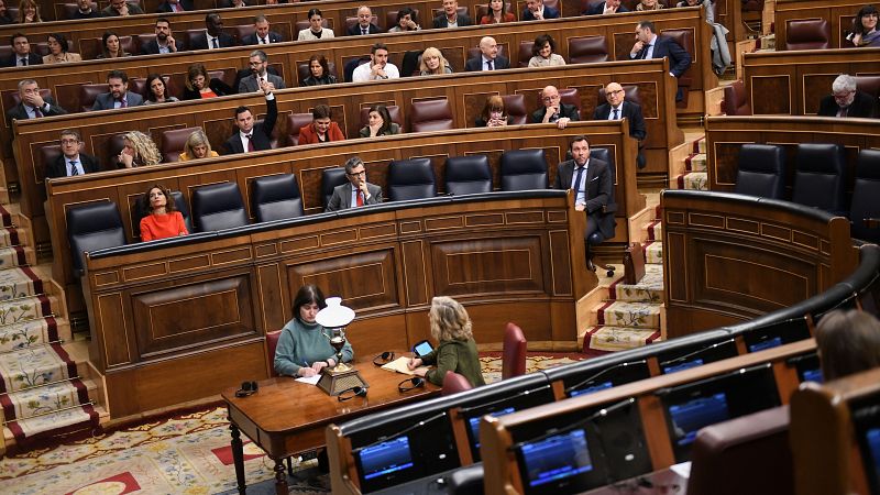 Entra en vigor la primera reforma social de la Constitución que elimina el término 'disminuidos'