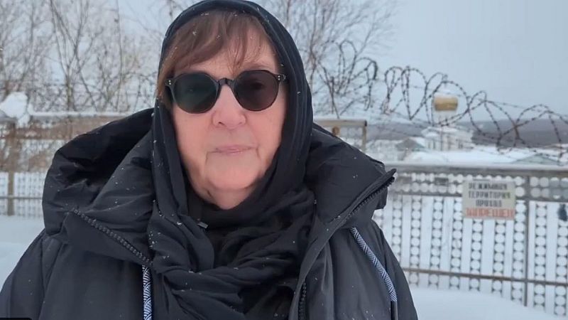 La madre de Navalni demanda a las autoridades rusas para acelerar la devolución del cuerpo de su hijo