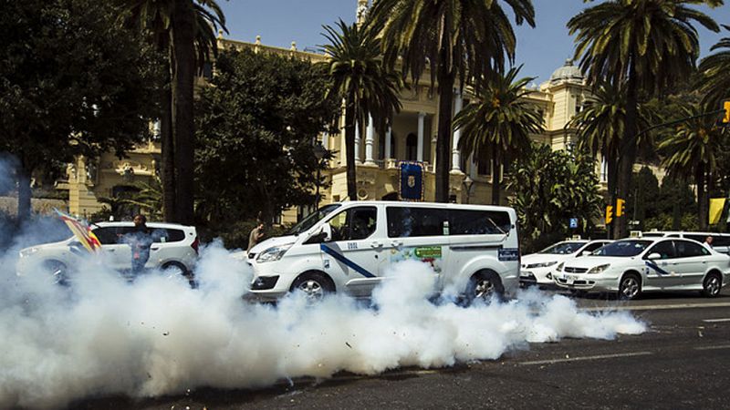 Unauto denuncia una agresión por parte de un grupo de taxistas a su presidente en Málaga
