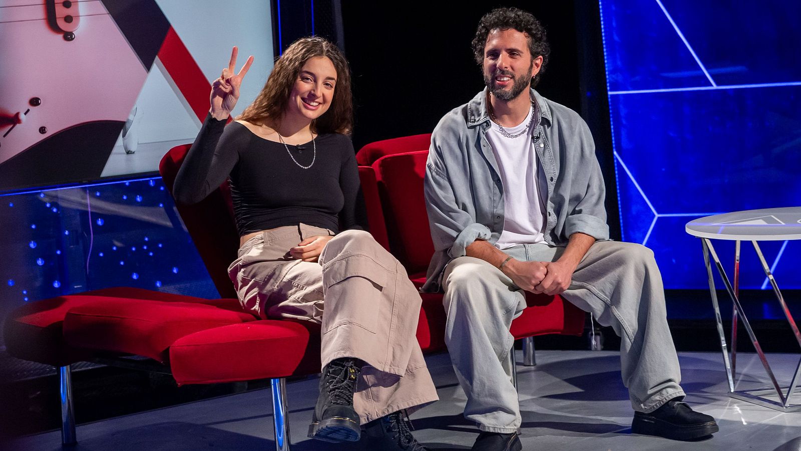 Actuación de Delaporte 'Súbete la radio' - Atención obras | Ver