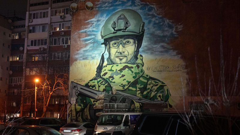 Ucrania busca soldados, pero hay hombres que intentan evitar el frente