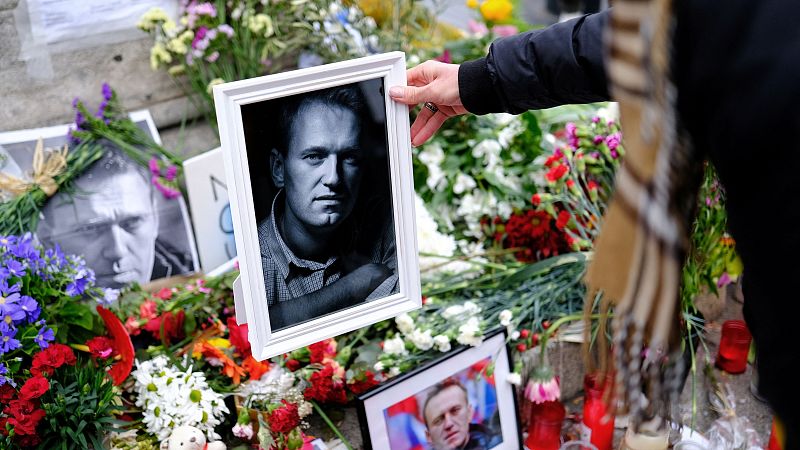 Rusia tenía previsto liberar a Navalni en un intercambio de prisioneros antes de su muerte, según sus colaboradores