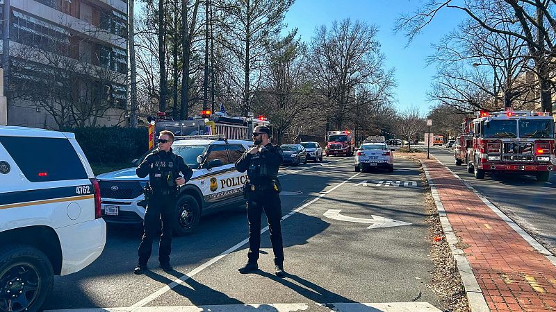 Muere un soldado de EE.UU. tras quemarse frente a la embajada israelí en Washington por el "genocidio" en Gaza