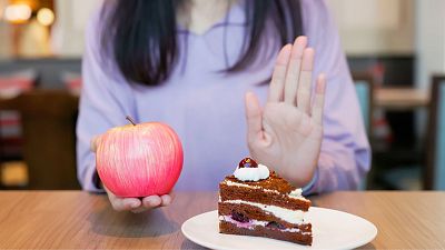 ¿Qué órdenes debemos mandar al cerebro para evitar los atracones?