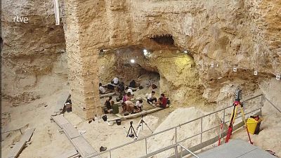 Qu informacin sobre los neandertales esconde el yacimiento de Abric Roman?