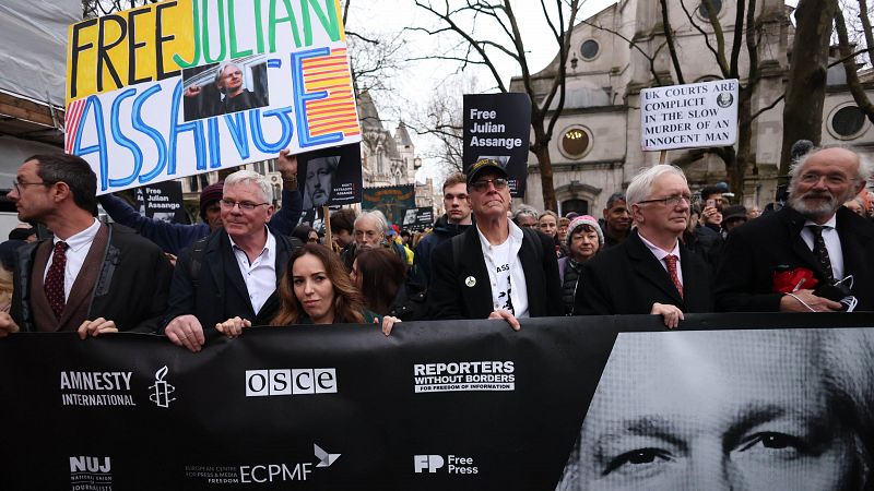 Julian Assange: el personaje al que seguí y su causa