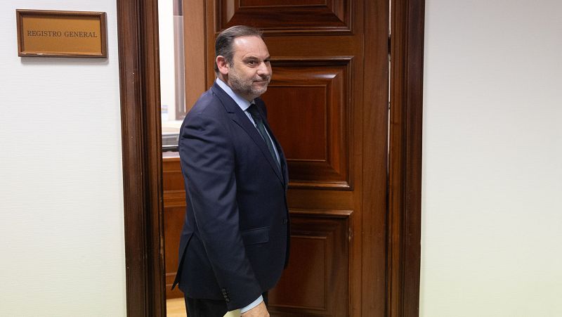 Dos exministros, los diputados de Podemos y partidos territoriales: así queda el Grupo Mixto con Ábalos