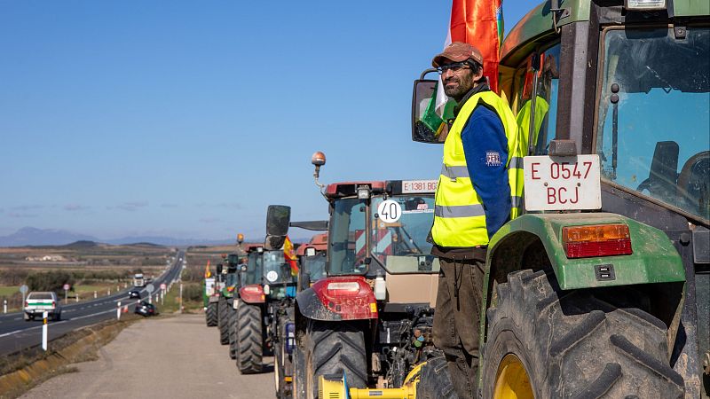 Interponen una denuncia penal contra los responsables de los bloqueos a centenares de transportistas en Cataluña