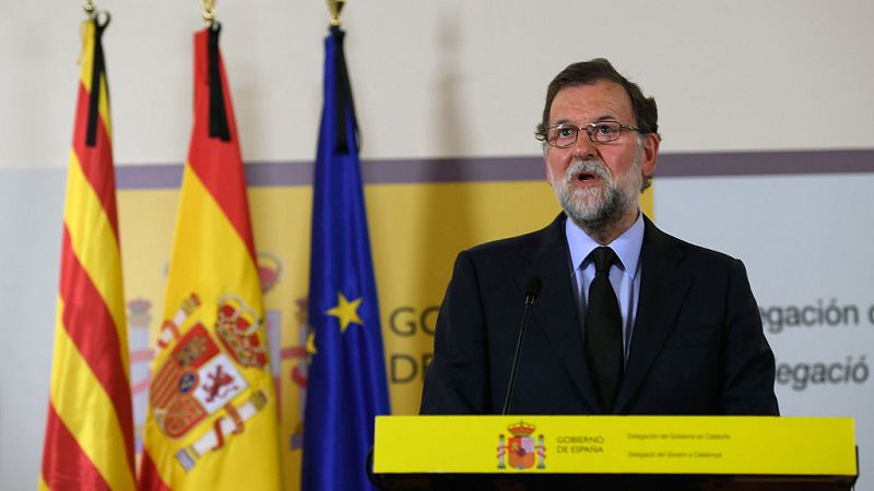 El rey llama "asesinos" a los autores del atentado de Barcelona y Rajoy apela a la "unidad" de las instituciones