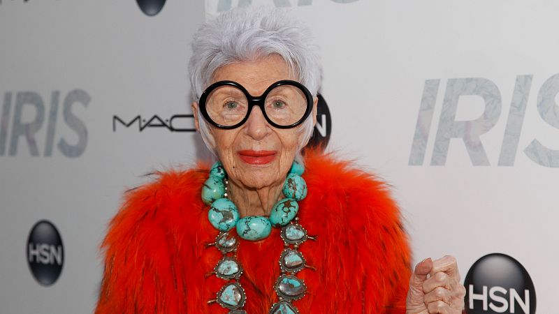 Muere a los 102 años el icono de la moda Iris Apfel