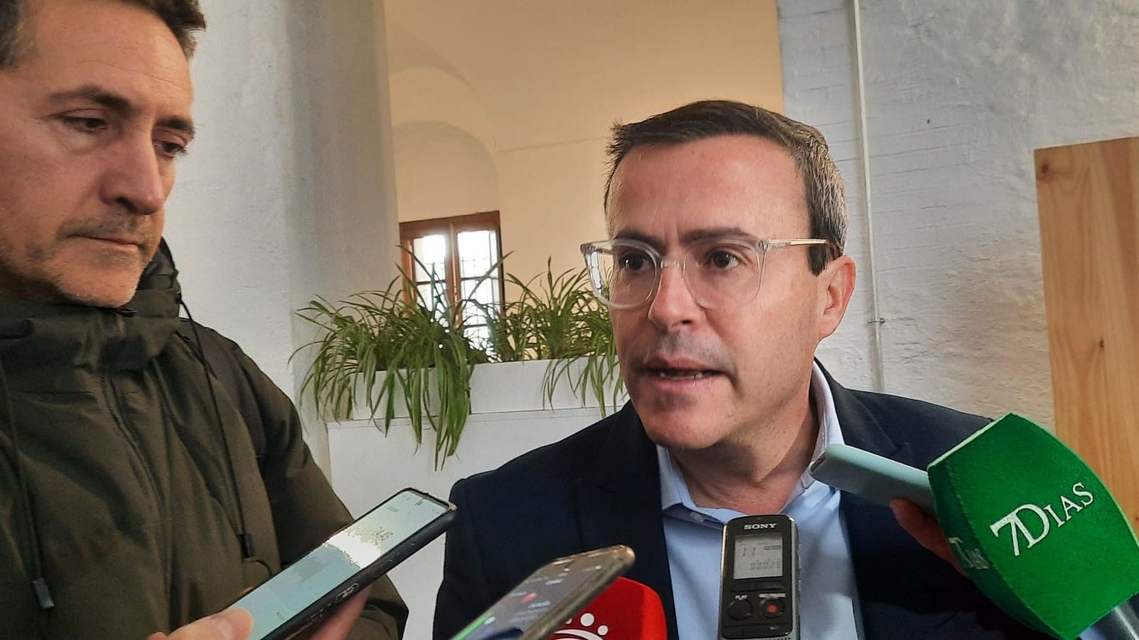 Miguel ngel Gallardo sustituir a Guillermo Fernndez Vara al frente del PSOE de Extremadura