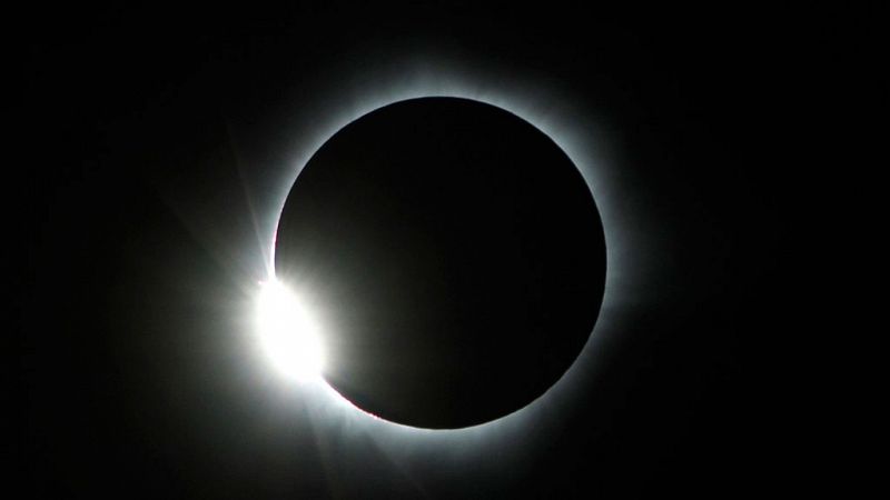 Sigue en directo el eclipse total de Sol de EE.UU.