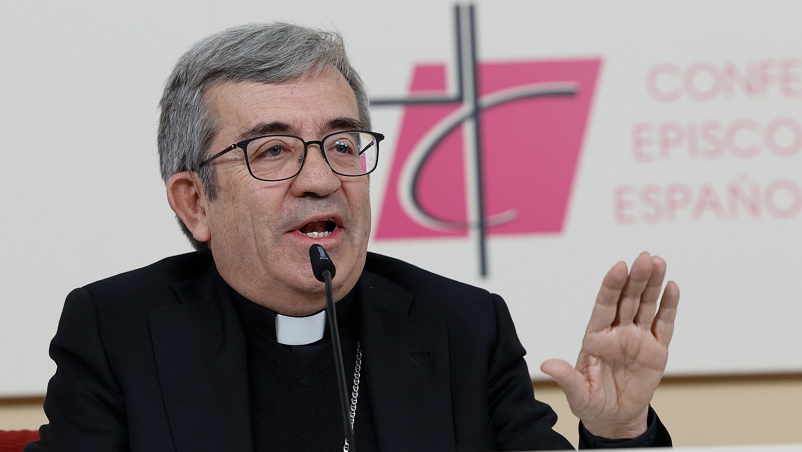 Luis Argüello y José Cobo se reúnen con las víctimas de abusos sexuales tras su elección en la CEE | Ver