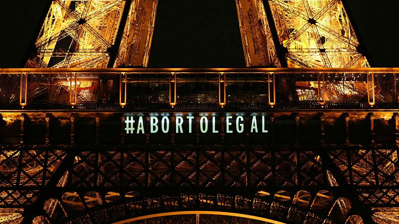 Francia y Estados Unidos: las dos caras del derecho al aborto