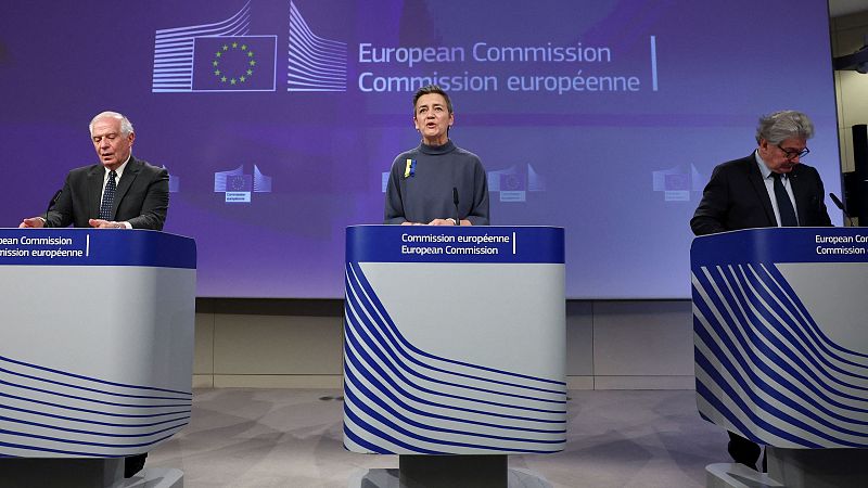 Bruselas propone su estrategia en defensa: mayor gasto, aumento de compras conjuntas y ventajas fiscales