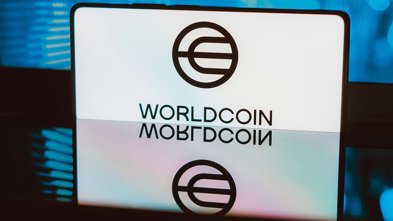 La Agencia de Protección de Datos prohíbe a Worldcoin seguir escaneando el iris a cambio de criptomonedas