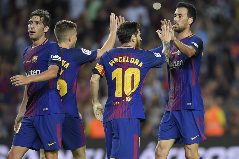 El Barça endereza el rumbo para ganar al Betis en el estreno liguero