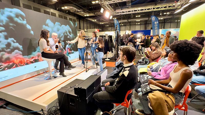 RTVE Instituto enseña en AULA el arte de reportear “a pie de guerra”