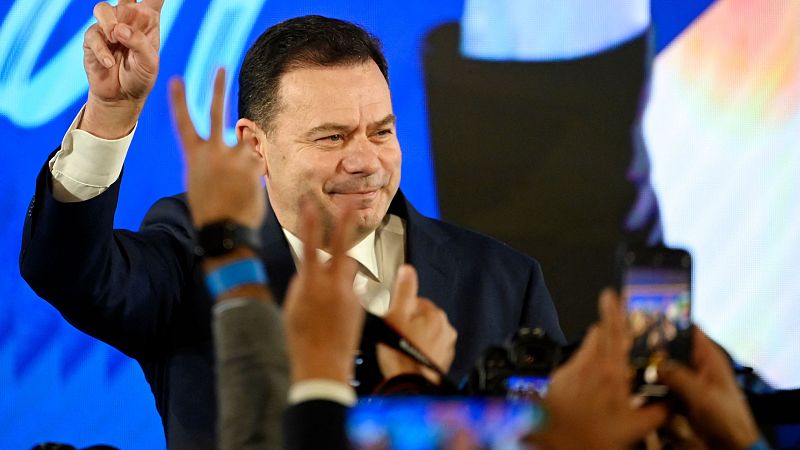 Los socialistas conceden la victoria a la coalición conservadora en medio de un empate técnico