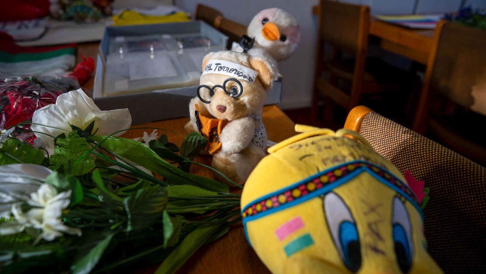 El archivo del duelo del 11M refleja la solidaridad tras la tragedia - 11M, 20 años | Ver