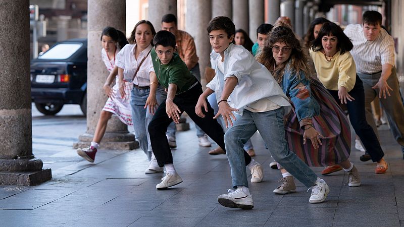 'Voy a pasármelo bien': Por qué se rodó en Valladolid, qué canciones suenan de los Hombres G y otras curiosidades